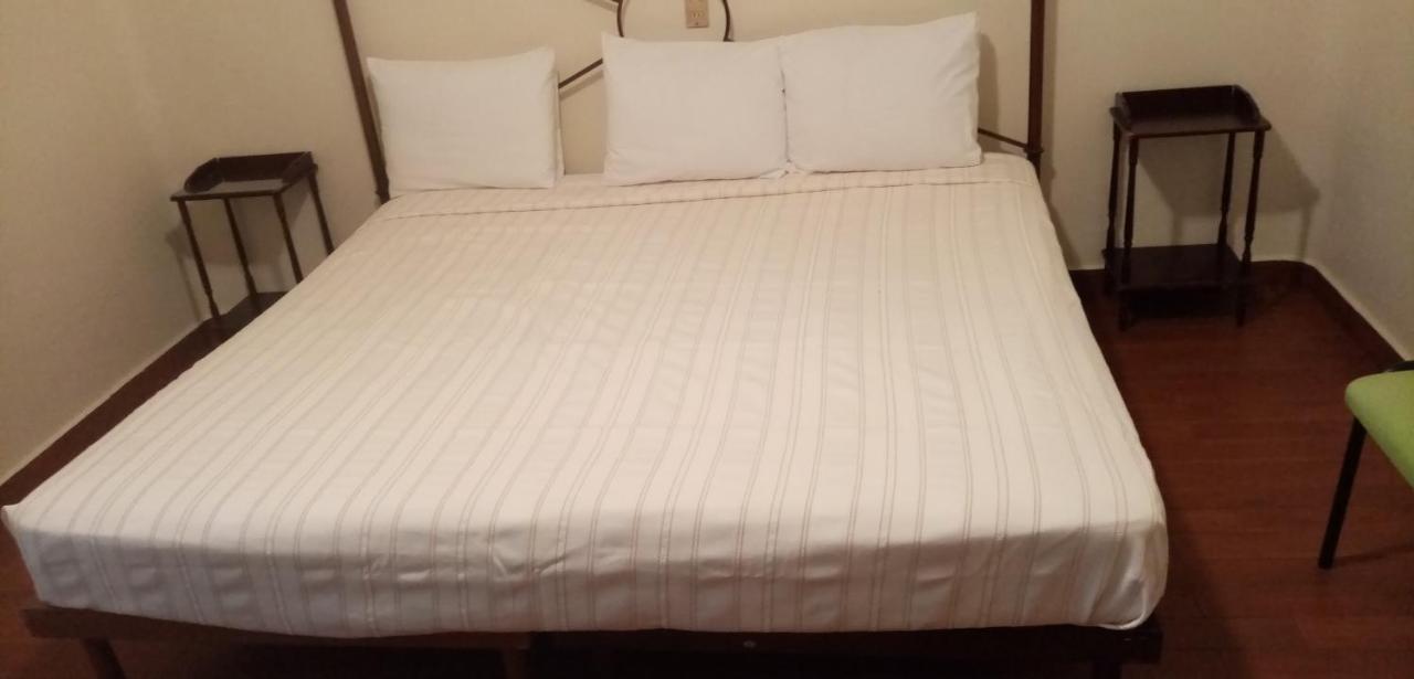 Nueva York Hotel Guadalajara Kültér fotó